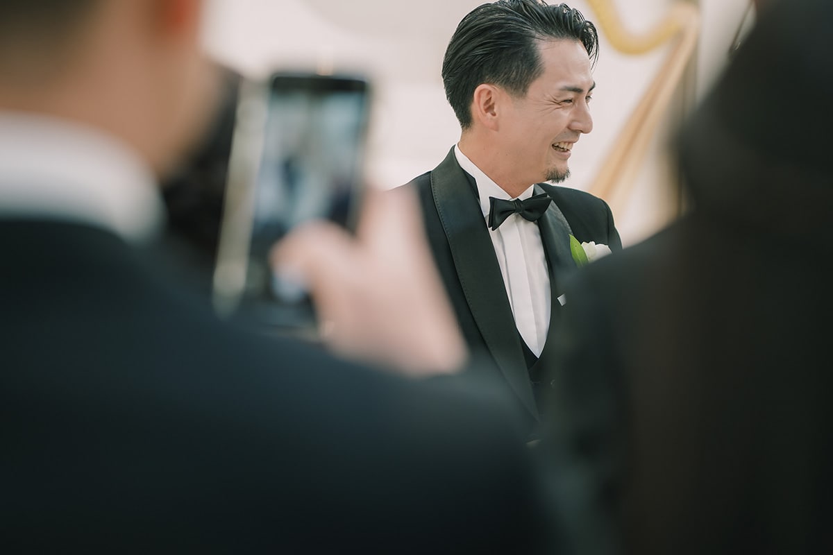光と祝福が彩る、アートのような結婚式 イメージ