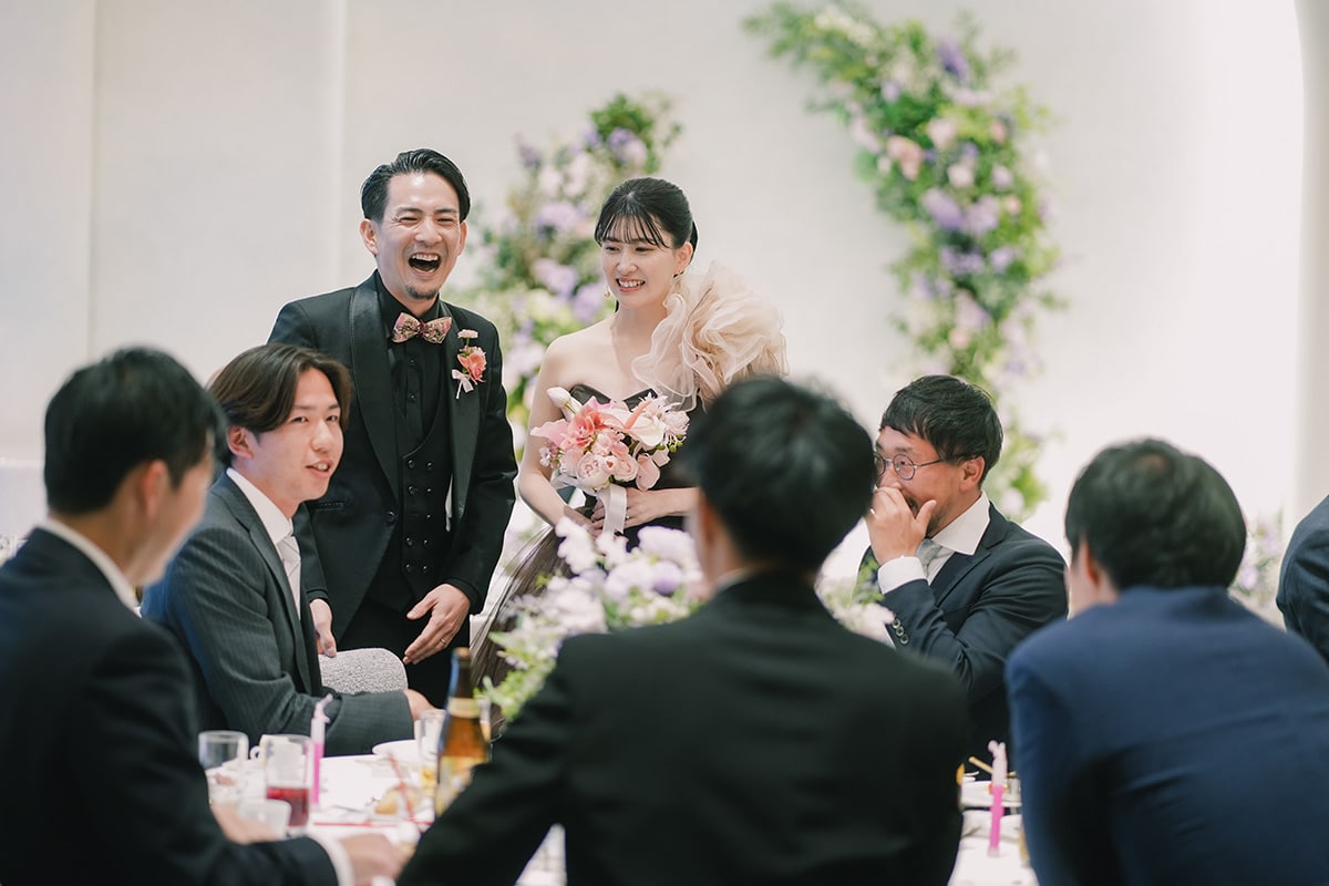 光と祝福が彩る、アートのような結婚式 イメージ