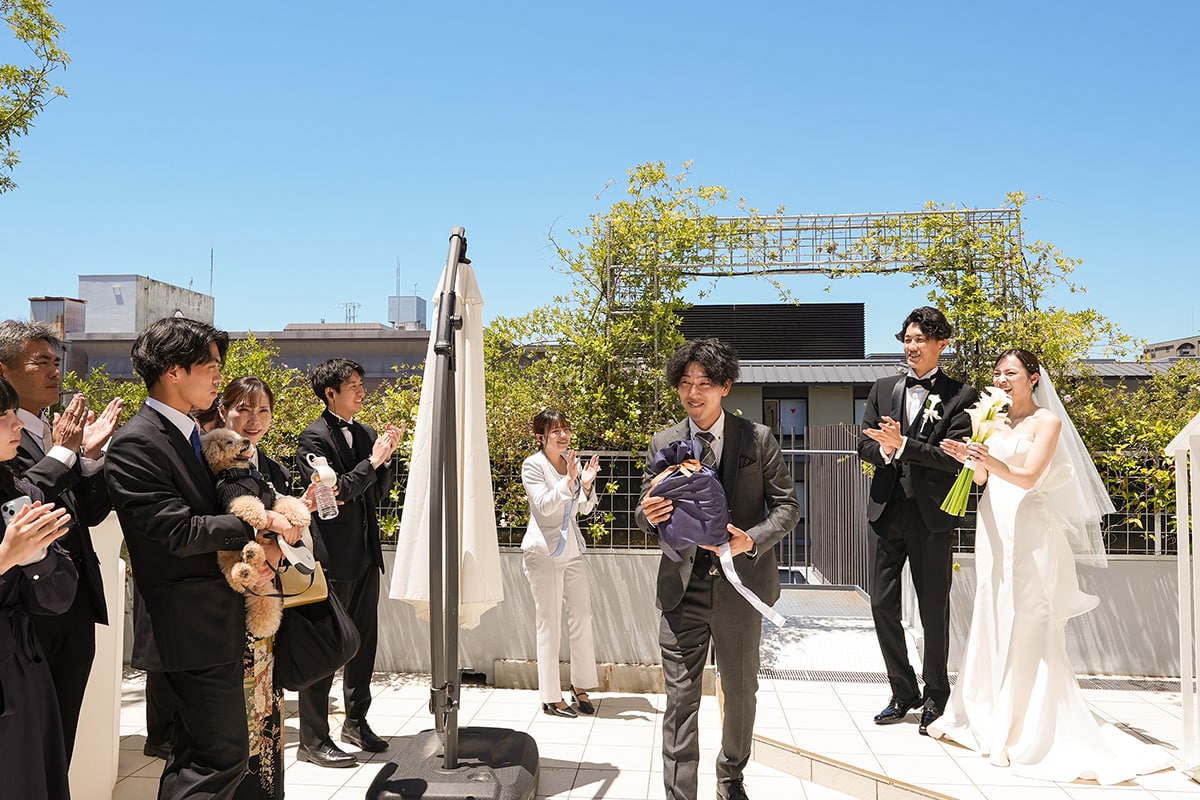 愛犬とともに紡ぐ、祝福に包まれた一日 イメージ